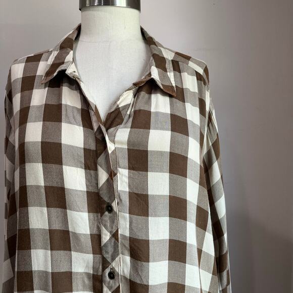Democracy Long Sleeve Brown & White Plaid Button Down Size 2X - Picture 4 of 8